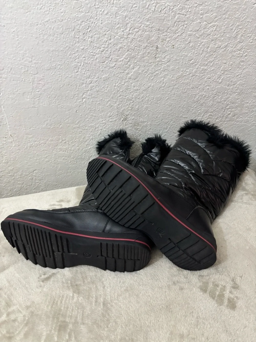 Women's Black Faux-Fur Winter Boots